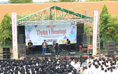 PERINGATAN HARI JADI SMKN 1 KEMLAGI KE-16